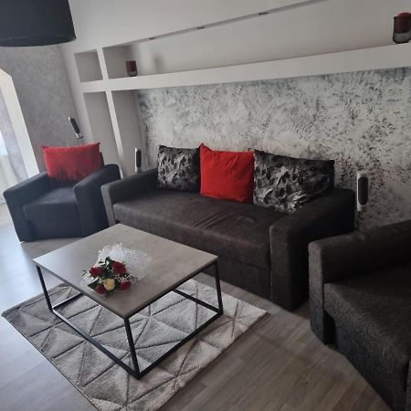 Clau Home Hunedoara Extérieur photo