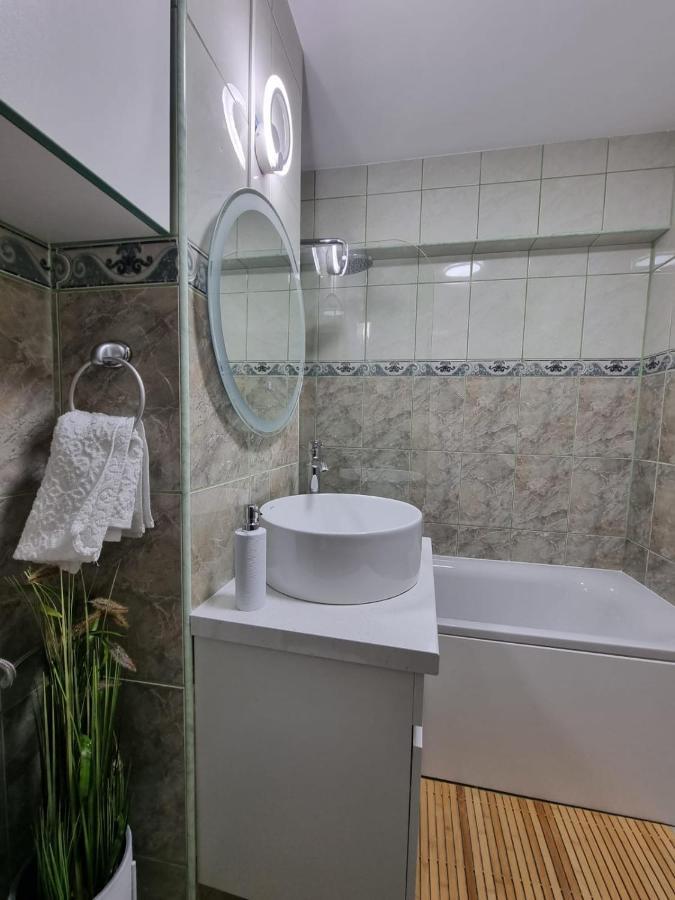 Clau Home Hunedoara Extérieur photo