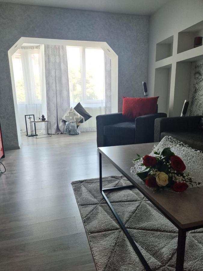 Clau Home Hunedoara Extérieur photo